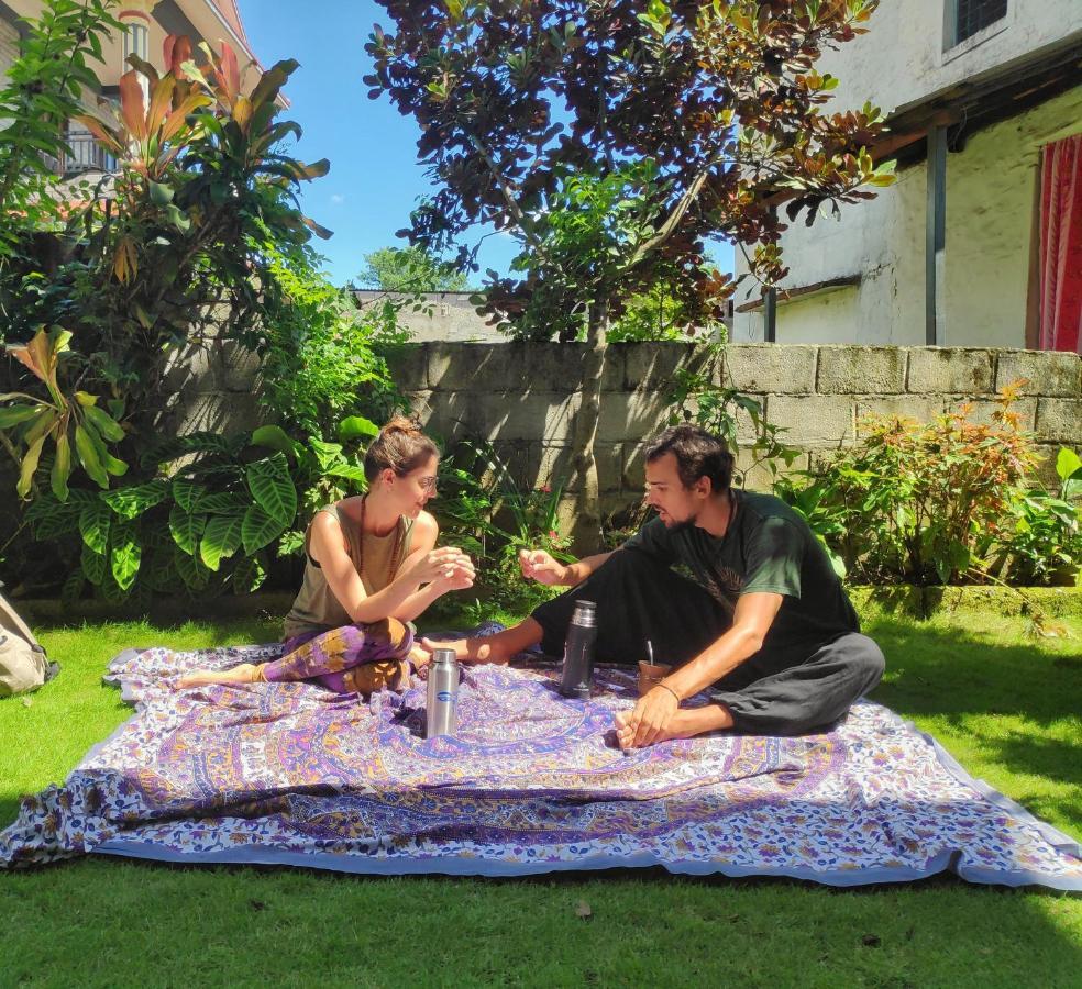 Hotel Mountain View - Lakeside Pokhara Bagian luar foto