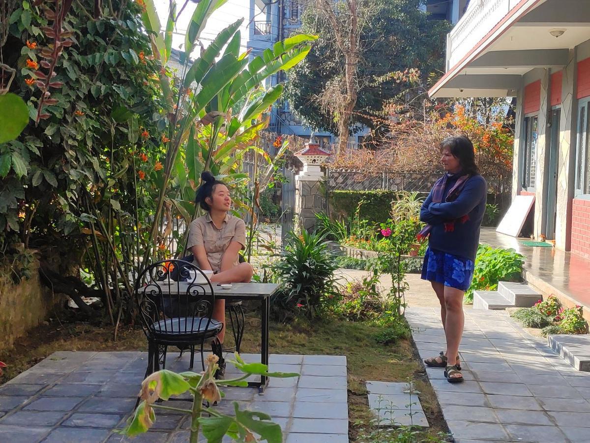 Hotel Mountain View - Lakeside Pokhara Bagian luar foto