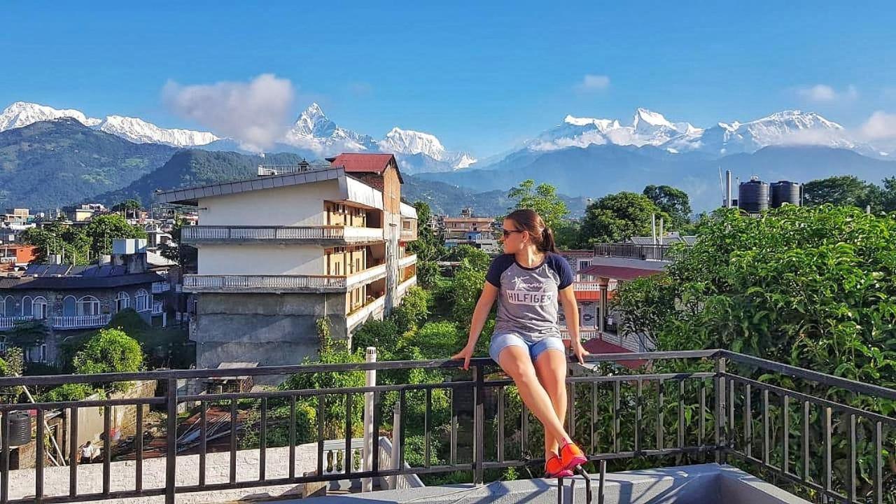 Hotel Mountain View - Lakeside Pokhara Bagian luar foto