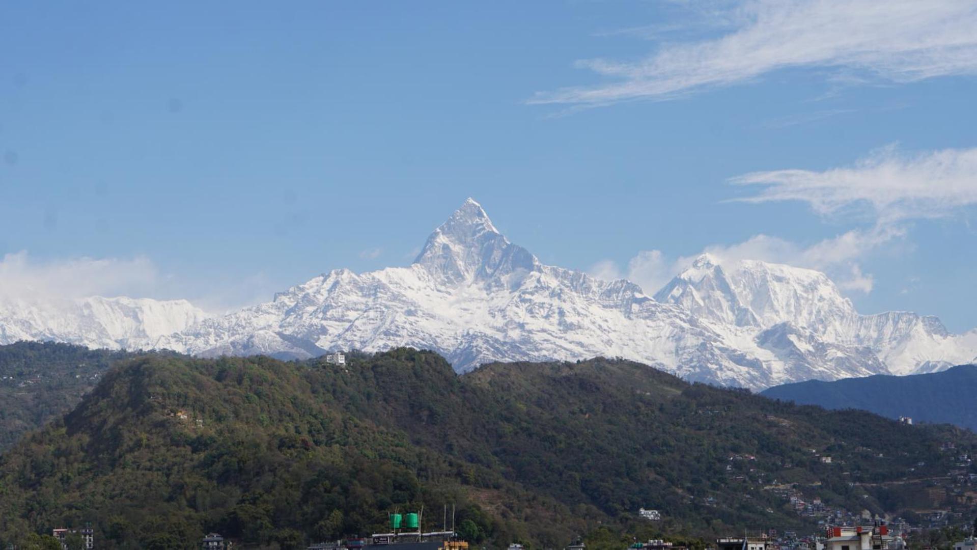 Hotel Mountain View - Lakeside Pokhara Bagian luar foto