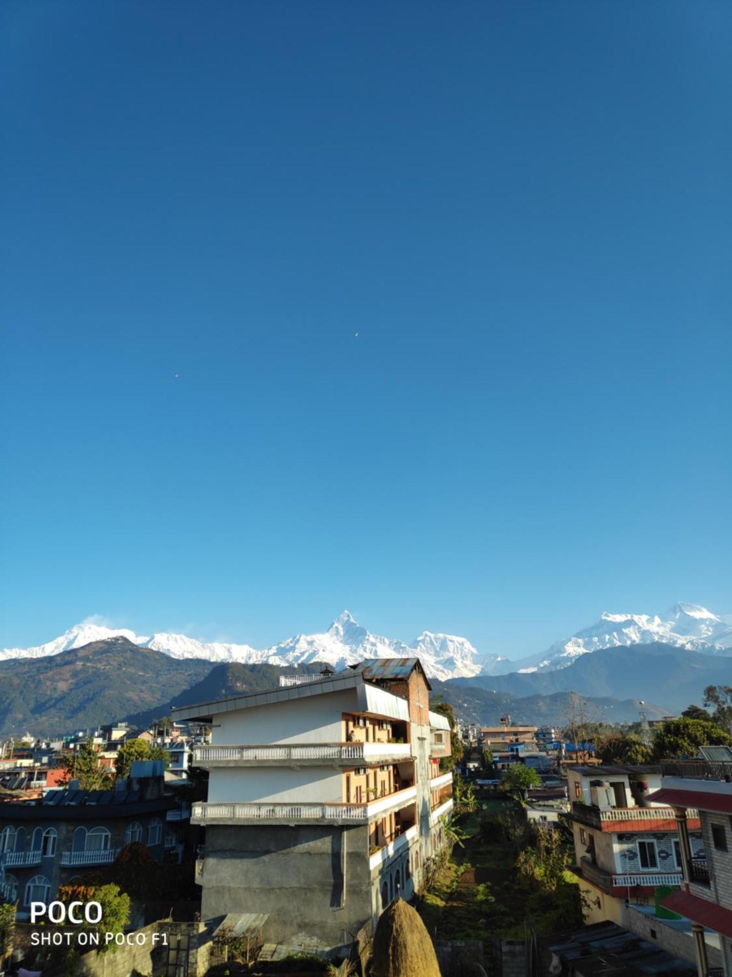 Hotel Mountain View - Lakeside Pokhara Bagian luar foto