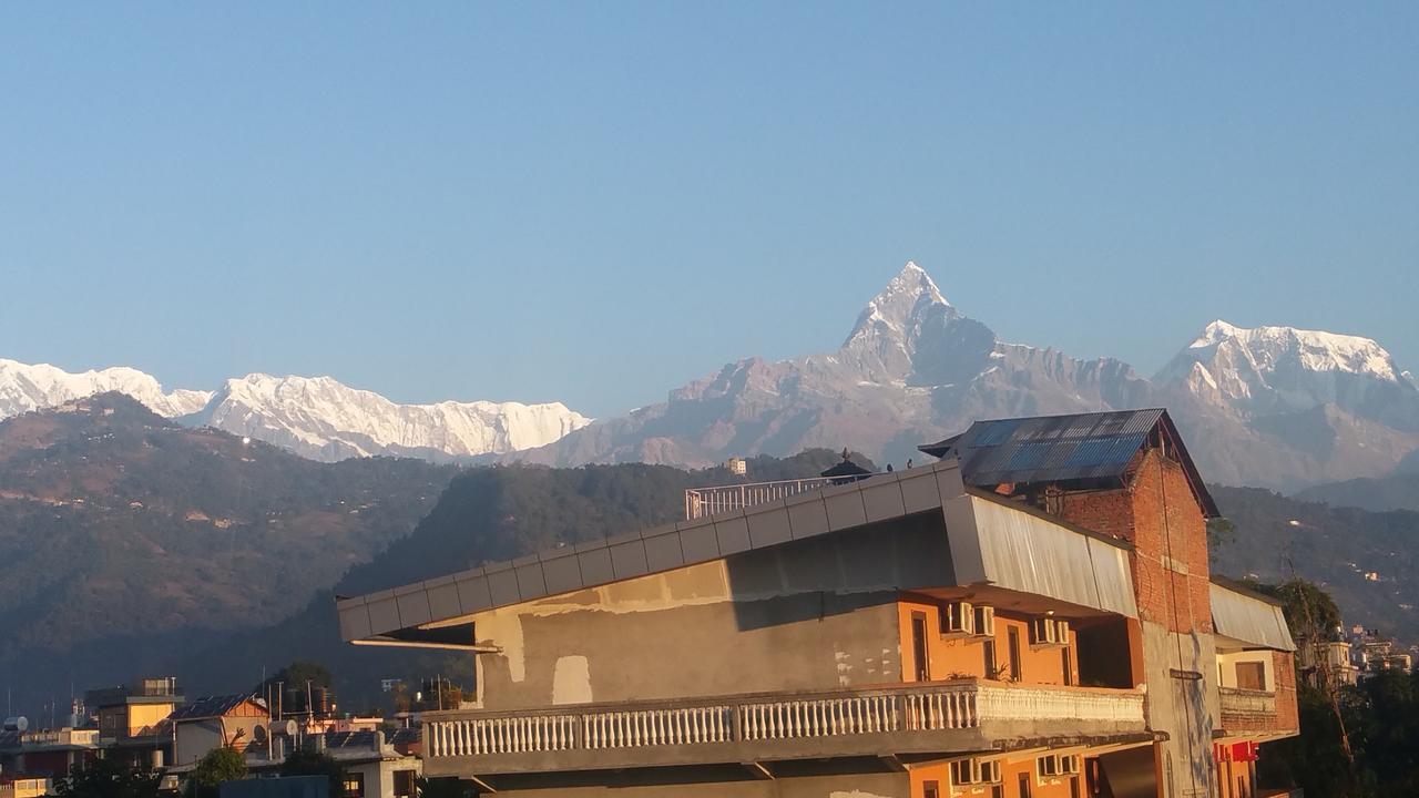 Hotel Mountain View - Lakeside Pokhara Bagian luar foto