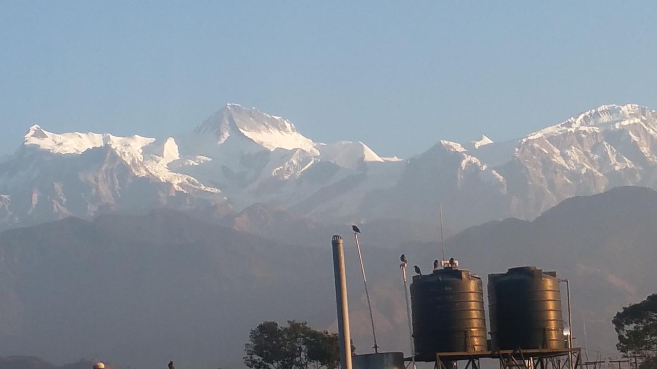 Hotel Mountain View - Lakeside Pokhara Bagian luar foto
